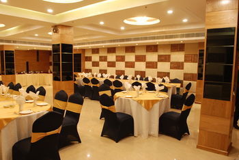 Glades Hotel