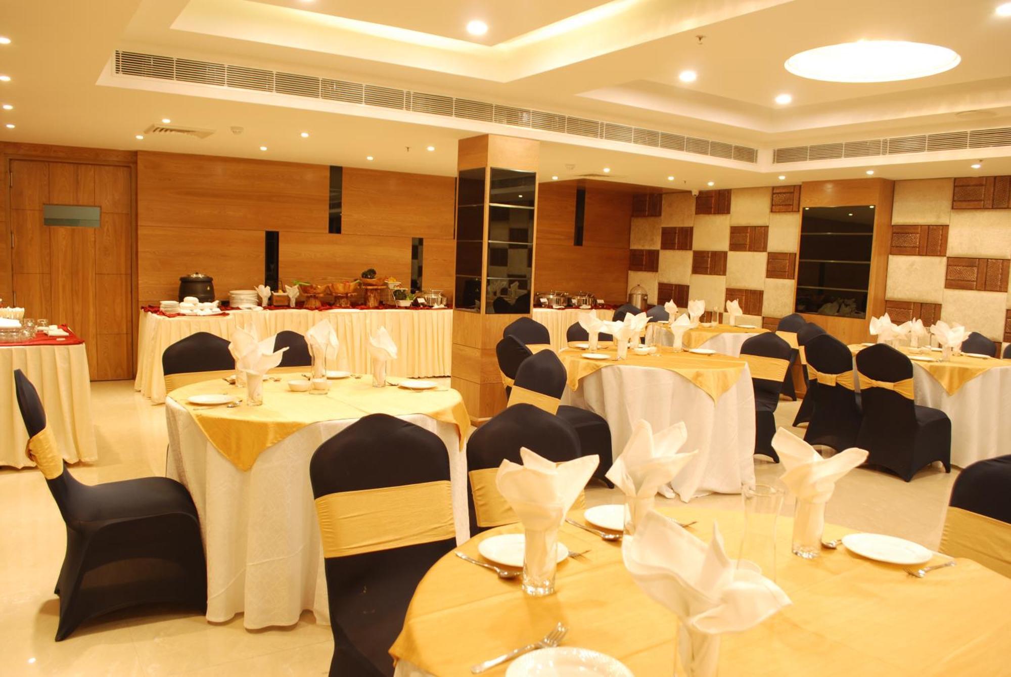 Glades Mohali